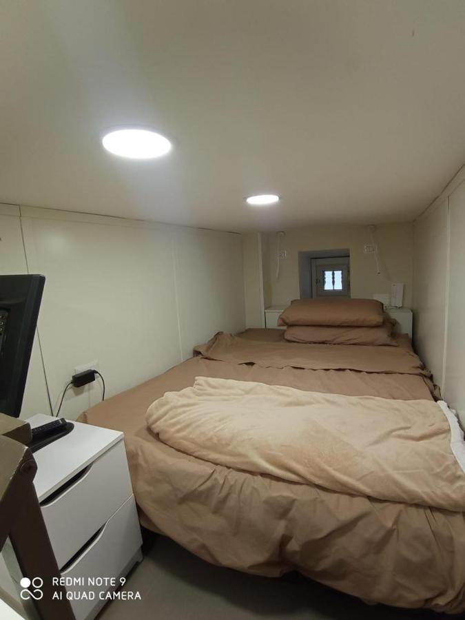 The Small House In Naples Apartment Bagian luar foto